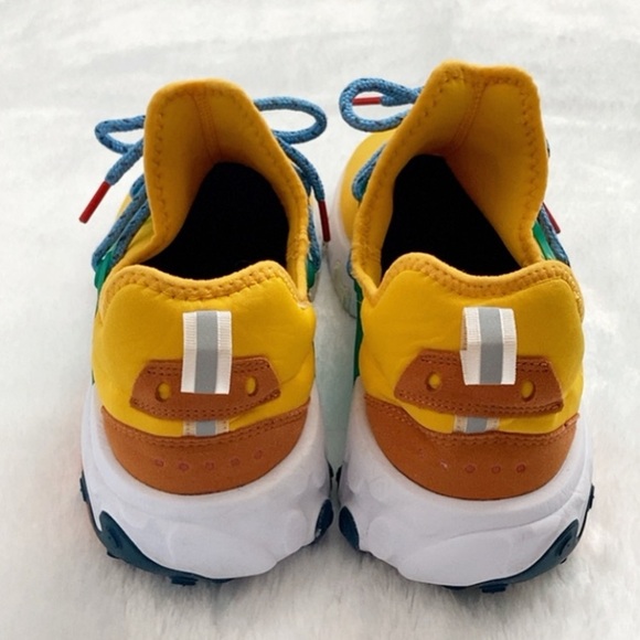Nike React Presto University Gold Egg Toast Athletic Shoes, size 11 - Picture 8 of 10